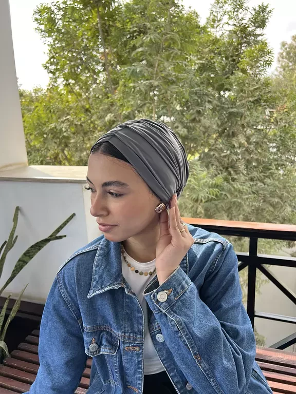 The greyish turban