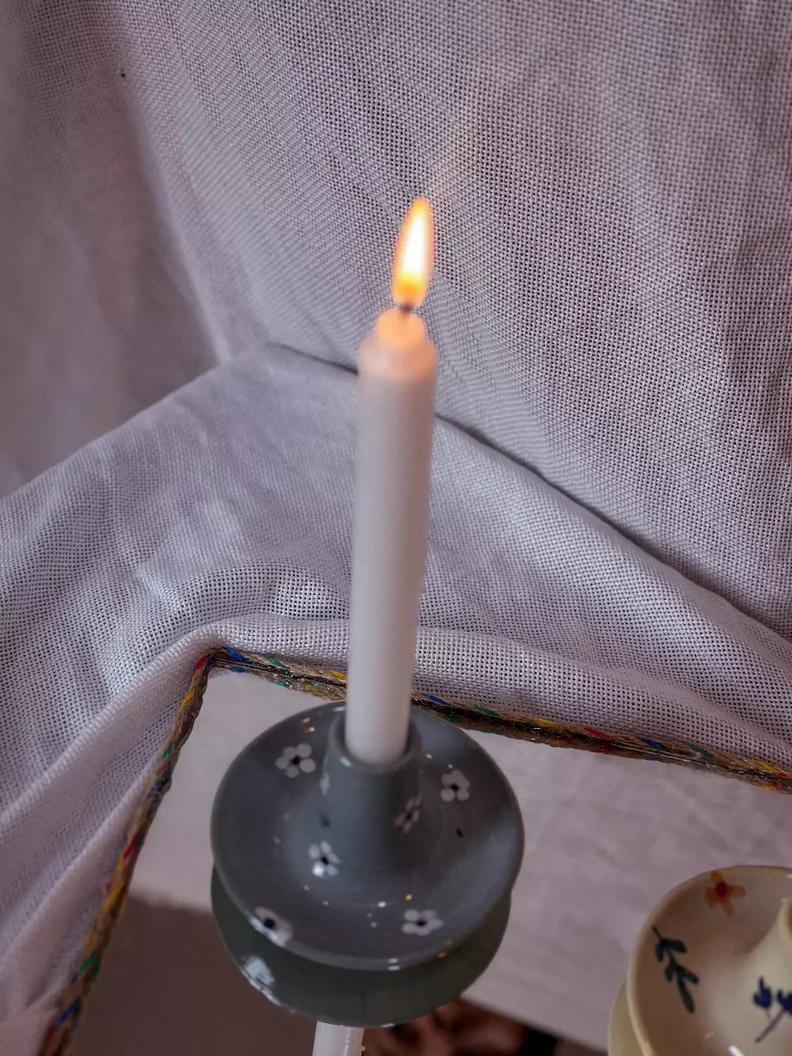 Candle holder