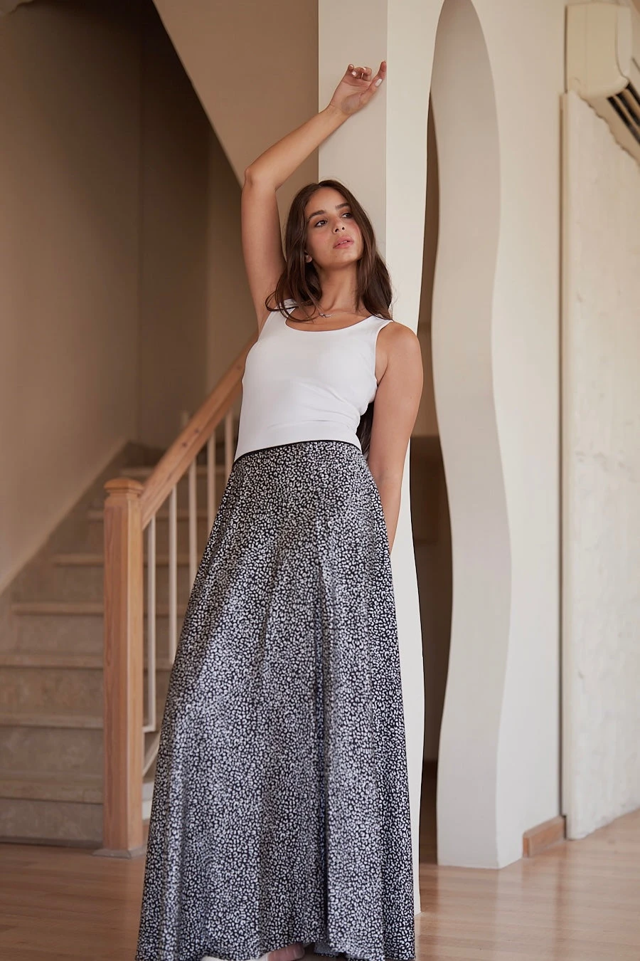 Noir Essence Skirt- Outlet item