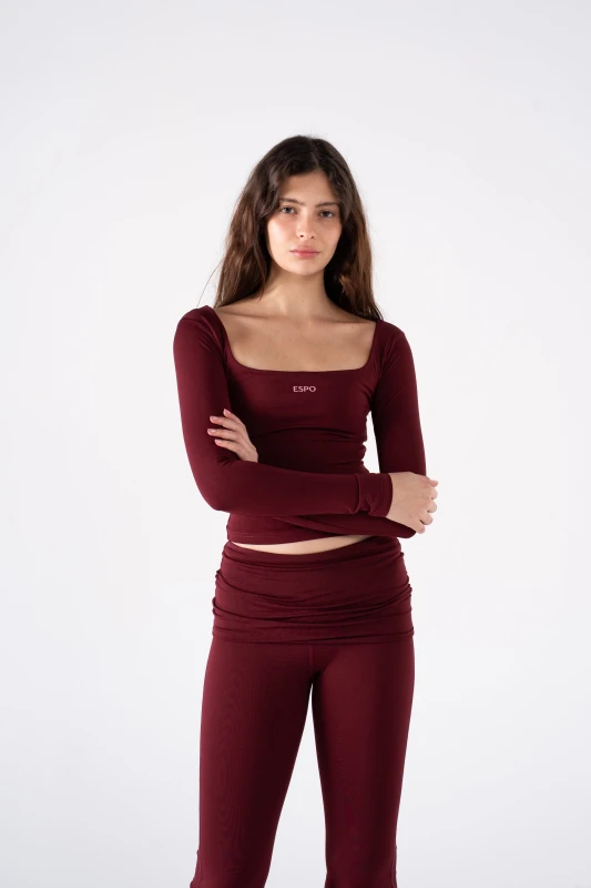 ULTRA WIDE SHOULDER LONG SLEEVE