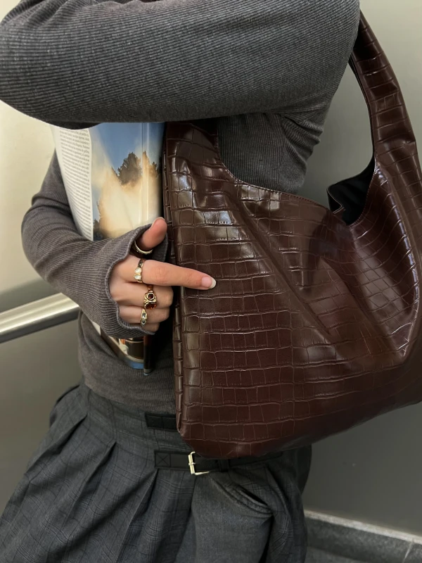 CROCO LEATHER BAG